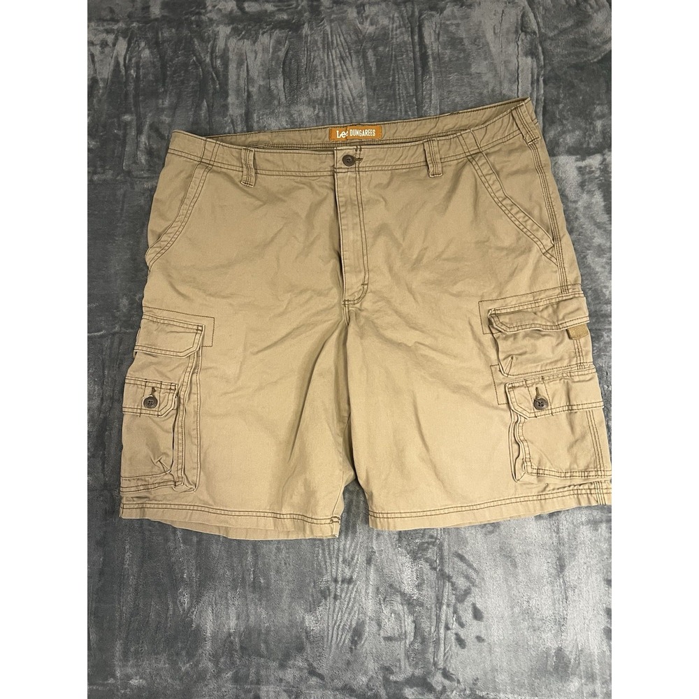 Lee Men's Beige Cargo Shorts Cotton Canvas Flat Front Zip Cargo Pockets